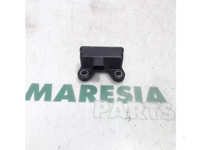 Gebruikte Computer esp Renault Scénic III (JZ) 1.6 Energy dCi 130 Prijs € 19,50 Margeregeling aangeboden door Maresia Parts