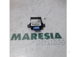 Gebruikte Stuurbekrachtiging Computer Peugeot Boxer (U9) 2.2 HDi 120 Euro 4 Prijs € 54,39 Inclusief btw aangeboden door Maresia Parts