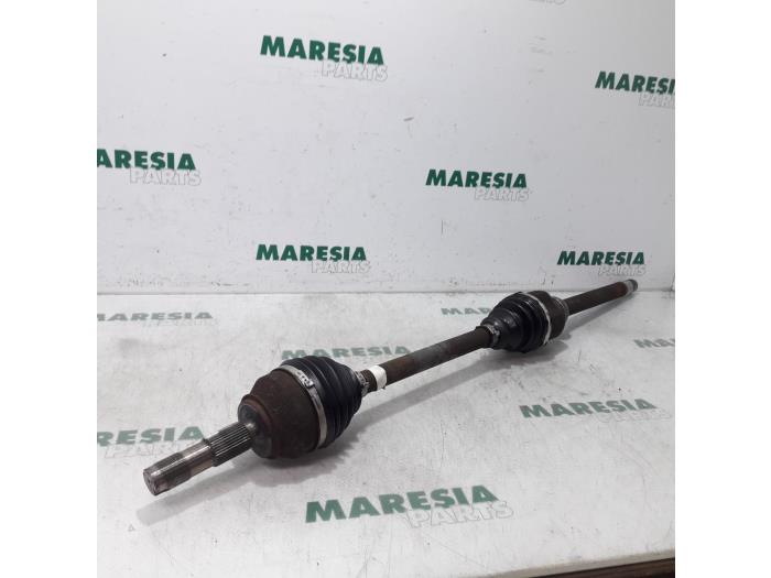 Gebruikte Steekas rechts-voor Peugeot Boxer (U9) 2.2 HDi 120 Euro 4 Prijs € 90,75 Inclusief btw aangeboden door Maresia Parts