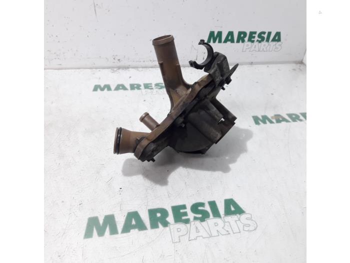 Gebruikte Waterpomp Peugeot Boxer (U9) 2.2 HDi 120 Euro 4 Prijs € 48,40 Inclusief btw aangeboden door Maresia Parts