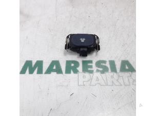 Gebruikte Regensensor Peugeot 308 SW (4E/H) 1.6 VTI 16V Prijs € 35,00 Margeregeling aangeboden door Maresia Parts