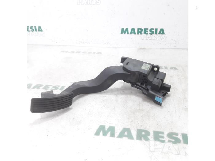 Gebruikte Gaspedaalpositie Sensor Fiat Ducato (250) 2.2 D 100 Multijet Euro 4 Prijs € 60,50 Inclusief btw aangeboden door Maresia Parts