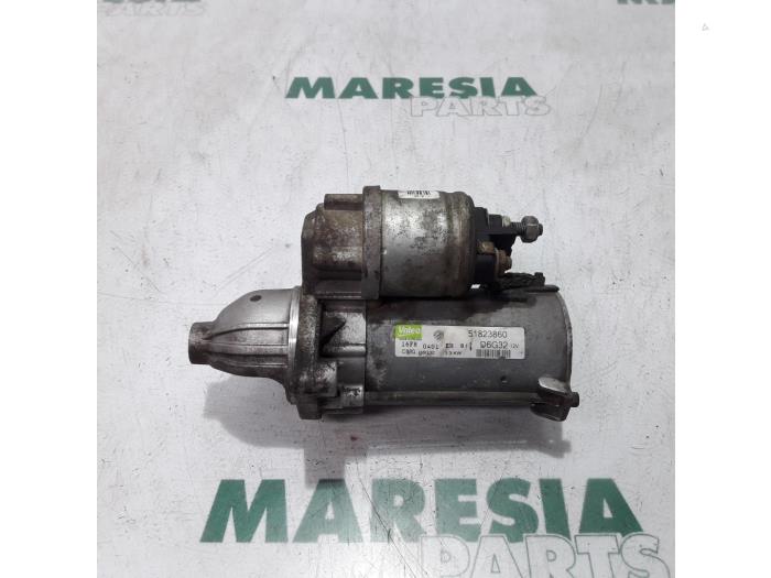 Gebruikte Startmotor Fiat Doblo Cargo (223) 1.3 D 16V Multijet DPF Prijs € 50,00 Margeregeling aangeboden door Maresia Parts