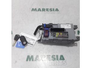 Gebruikte Zekeringkast Fiat Punto III (199) 1.3 JTD Multijet 85 16V Prijs € 157,50 Margeregeling aangeboden door Maresia Parts