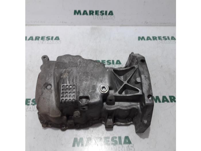Gebruikte Carterpan Renault Scénic II (JM) 1.6 16V Prijs € 40,00 Margeregeling aangeboden door Maresia Parts