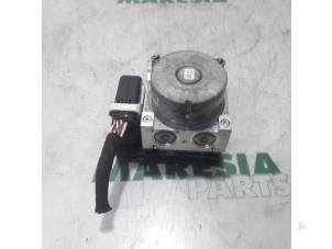 Gebruikte ABS Pomp Citroen DS 3 (SA) 1.2 12V PureTech 130 Prijs € 229,99 Margeregeling aangeboden door Maresia Parts