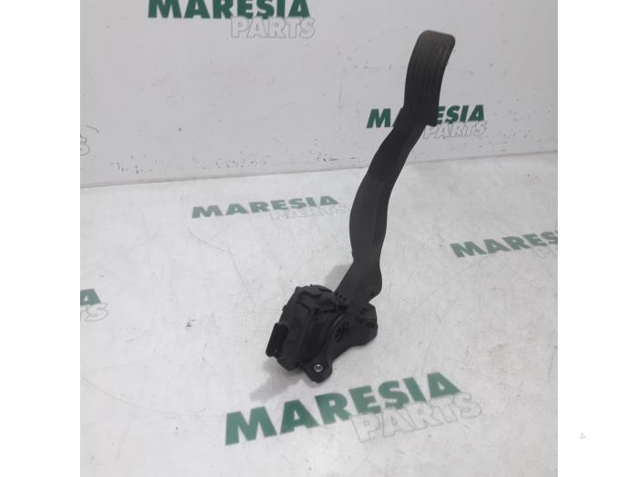 Gebruikte Gaspedaalpositie Sensor Citroen C3 Picasso (SH) 1.4 16V VTI 95 Prijs € 25,00 Margeregeling aangeboden door Maresia Parts