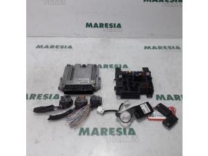 Gebruikte Computer Motormanagement Citroen C-Crosser 2.2 HDiF 16V Prijs € 367,50 Margeregeling aangeboden door Maresia Parts