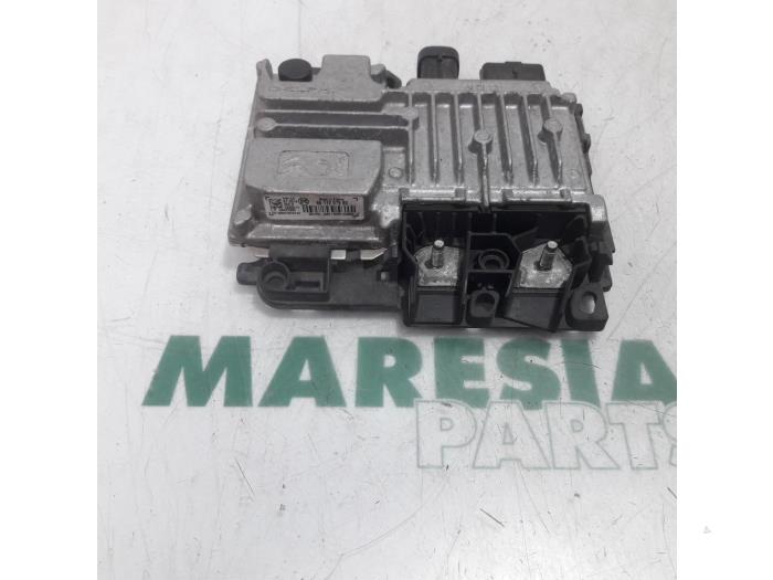 Gebruikte Start/Stop computer Peugeot 2008 (CU) 1.2 Vti 12V PureTech 82 Prijs € 49,99 Margeregeling aangeboden door Maresia Parts