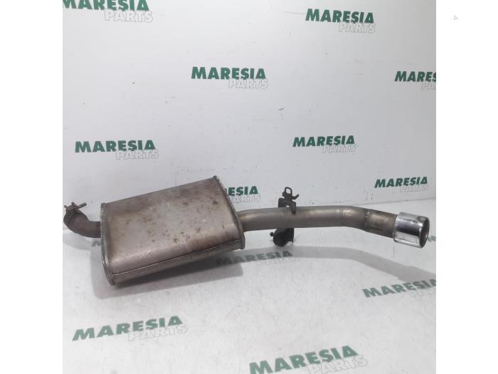 Gebruikte Uitlaat Einddemper Alfa Romeo Giulietta (940) 1.6 JTDm 16V Prijs € 50,00 Margeregeling aangeboden door Maresia Parts