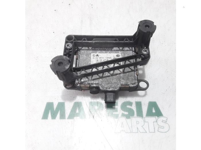 Gebruikte PDC Module Peugeot 5008 I (0A/0E) 1.6 HDiF 16V Prijs € 75,00 Margeregeling aangeboden door Maresia Parts