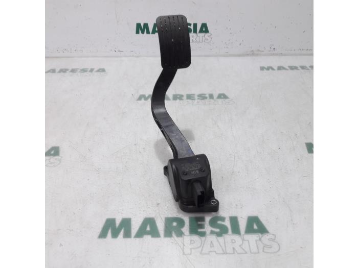 Gebruikte Gaspedaalpositie Sensor Citroen C4 Grand Picasso (UA) 1.8 16V Prijs € 30,00 Margeregeling aangeboden door Maresia Parts