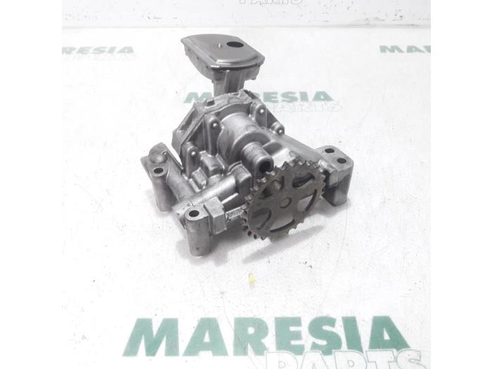 Gebruikte Oliepomp Fiat Scudo (270) 2.0 D Multijet Prijs € 127,05 Inclusief btw aangeboden door Maresia Parts