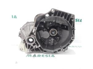 Gebruikte Versnellingsbakhuis Alfa Romeo MiTo (955) 1.3 JTDm 16V Eco Prijs € 50,00 Margeregeling aangeboden door Maresia Parts