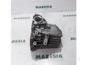 Gebruikte Versnellingsbakhuis Lancia Delta (844) 1.6 D Multijet 16V 120 Prijs € 60,00 Margeregeling aangeboden door Maresia Parts