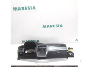 Gebruikte Airbag set Fiat Grande Punto (199) 1.3 JTD Multijet 16V 85 Actual Prijs € 275,00 Margeregeling aangeboden door Maresia Parts