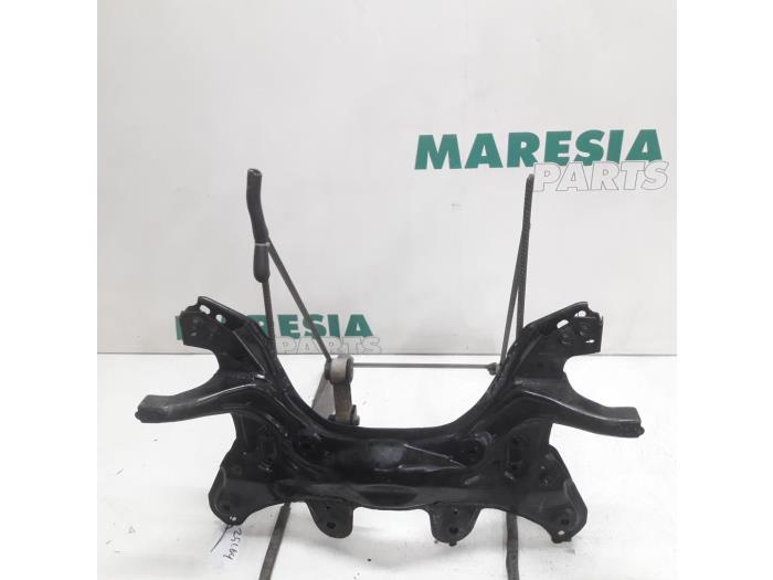 Gebruikte Subframe Fiat 500 (312) 1.3 MJTD 16V Prijs € 105,00 Margeregeling aangeboden door Maresia Parts