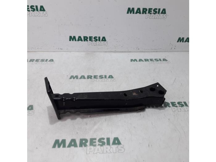 Gebruikte Subframe Fiat 500 (312) 1.3 MJTD 16V Prijs € 25,00 Margeregeling aangeboden door Maresia Parts