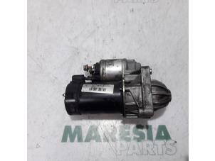 Gebruikte Startmotor Fiat Stilo (192A/B) 1.6 16V 3-Drs. Prijs € 40,00 Margeregeling aangeboden door Maresia Parts