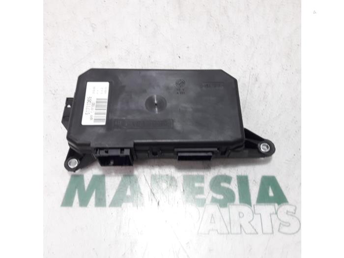 Gebruikte Computer Diversen Fiat Stilo (192A/B) 1.6 16V 3-Drs. Prijs € 35,00 Margeregeling aangeboden door Maresia Parts