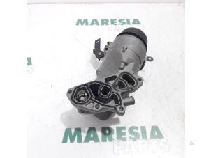 Gebruikte Oliefilterhouder Citroen C3 (SC) 1.6 HDi 92 Prijs € 50,00 Margeregeling aangeboden door Maresia Parts