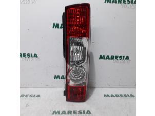 Gebruikte Achterlicht rechts Fiat Ducato (250) 2.2 D 100 Multijet Euro 4 Prijs € 50,00 Margeregeling aangeboden door Maresia Parts