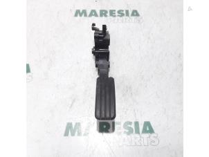 Gebruikte Gaspedaalpositie Sensor Renault Megane III Grandtour (KZ) 1.5 dCi 90 Prijs € 45,00 Margeregeling aangeboden door Maresia Parts