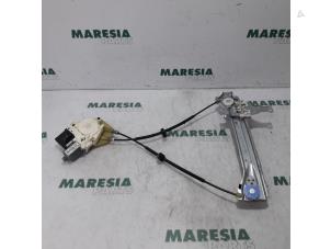 Gebruikte Raammechaniek 4Deurs links-achter Renault Megane III Grandtour (KZ) 1.5 dCi 90 Prijs € 40,00 Margeregeling aangeboden door Maresia Parts