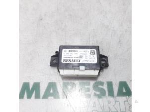 Gebruikte PDC Module Renault Scénic IV (RFAJ) 1.2 TCE 115 16V Prijs € 105,00 Margeregeling aangeboden door Maresia Parts