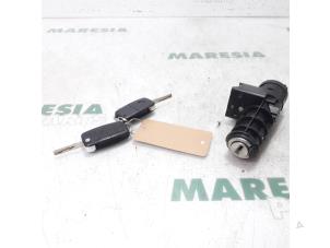 Gebruikte Kontaktslot + Sleutel Alfa Romeo 156 Sportwagon (932) 1.9 JTD 16V Prijs € 45,00 Margeregeling aangeboden door Maresia Parts