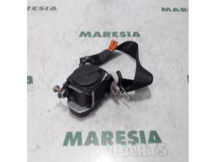 Gebruikte Veiligheidsgordel rechts-achter Alfa Romeo 156 Sportwagon (932) 1.9 JTD 16V Prijs € 25,00 Margeregeling aangeboden door Maresia Parts