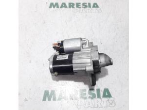 Gebruikte Startmotor Renault Scénic IV (RFAJ) 1.2 TCE 115 16V Prijs € 50,00 Margeregeling aangeboden door Maresia Parts