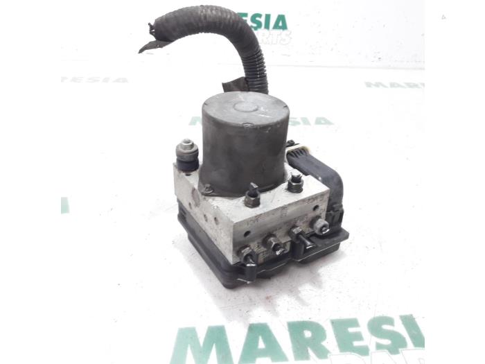 Gebruikte ABS Pomp Citroen Jumpy (G9) 1.6 HDI Prijs € 157,30 Inclusief btw aangeboden door Maresia Parts