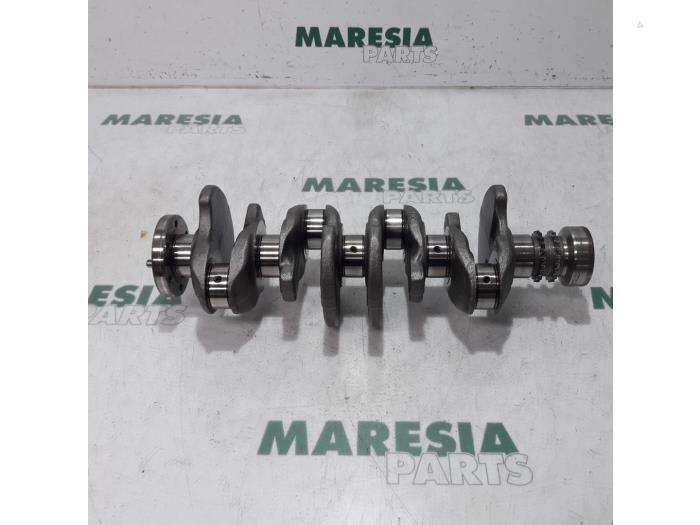 Gebruikte Krukas Peugeot 207 CC (WB) 1.6 16V THP Prijs € 85,00 Margeregeling aangeboden door Maresia Parts