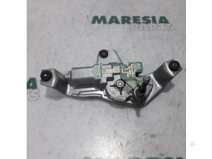 Gebruikte Motor Ruitenwisser achter Citroen C-Crosser 2.2 HDiF 16V Prijs € 90,00 Margeregeling aangeboden door Maresia Parts
