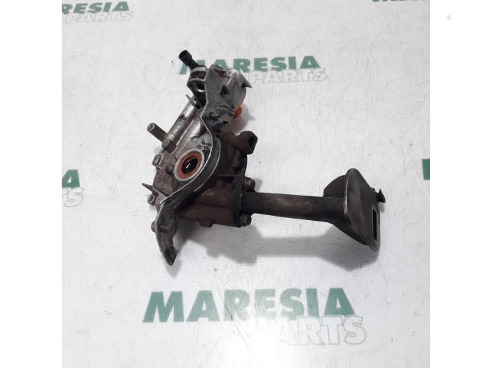 Gebruikte Oliepomp Fiat Panda (169) 1.2 Fire Prijs € 60,00 Margeregeling aangeboden door Maresia Parts