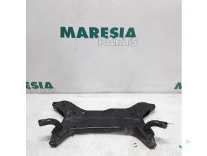 Gebruikte Subframe Citroen C-Crosser 2.2 HDiF 16V Prijs € 157,50 Margeregeling aangeboden door Maresia Parts