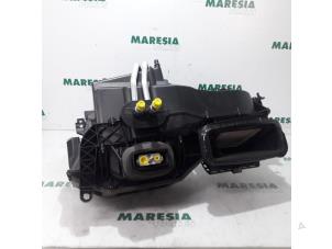 Gebruikte Chaufagebak Alfa Romeo 159 Sportwagon (939BX) 3.2 JTS V6 24V Prijs € 262,50 Margeregeling aangeboden door Maresia Parts