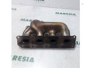 Gebruikte Uitlaatspruitstuk Citroen Xsara Picasso (CH) 1.8 16V Prijs € 40,00 Margeregeling aangeboden door Maresia Parts