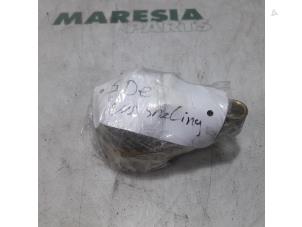 Gebruikte Versnellingsbak Mechaniek Fiat Doblo Prijs € 75,00 Margeregeling aangeboden door Maresia Parts