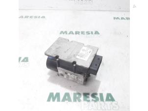 Gebruikte ABS Pomp Alfa Romeo 159 Sportwagon (939BX) 3.2 JTS V6 24V Prijs € 157,50 Margeregeling aangeboden door Maresia Parts