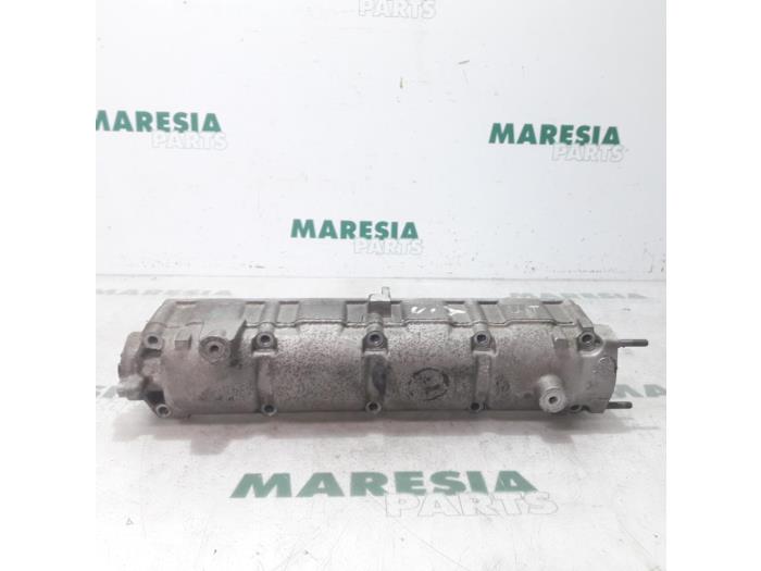 Gebruikte Nokkenas Fiat Stilo MW (192C) 1.6 16V Prijs € 50,00 Margeregeling aangeboden door Maresia Parts