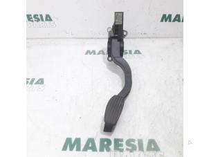 Gebruikte Gaspedaalpositie Sensor Fiat Idea (350AX) 1.4 16V Prijs € 35,00 Margeregeling aangeboden door Maresia Parts