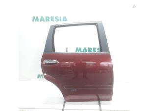 Gebruikte Portier 4Deurs rechts-achter Fiat Croma (194) 1.8 MPI 16V Prijs € 157,50 Margeregeling aangeboden door Maresia Parts