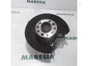 Gebruikte Fusee rechts-achter Fiat Croma (194) 1.8 MPI 16V Prijs € 90,00 Margeregeling aangeboden door Maresia Parts