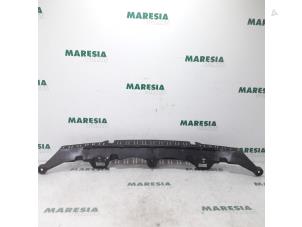 Gebruikte Bumperframe achter Citroen DS5 (KD/KF) 1.6 16V THP 155 Prijs € 20,00 Margeregeling aangeboden door Maresia Parts