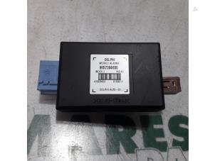 Gebruikte Alarm module Citroen C6 (TD) 3.0 HDiF V6 24V Prijs € 33,95 Margeregeling aangeboden door Maresia Parts