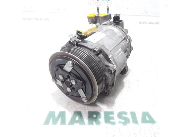 Gebruikte Aircopomp Citroen C6 (TD) 3.0 HDiF V6 24V Prijs € 210,00 Margeregeling aangeboden door Maresia Parts