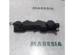 Gebruikte Kleppendeksel Peugeot Partner (GC/GF/GG/GJ/GK) 1.6 HDI 75 16V Prijs € 35,00 Margeregeling aangeboden door Maresia Parts