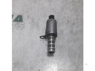 Gebruikte Nokkenas Sensor Peugeot 2008 (CU) 1.2 Vti 12V PureTech 82 Prijs € 29,99 Margeregeling aangeboden door Maresia Parts